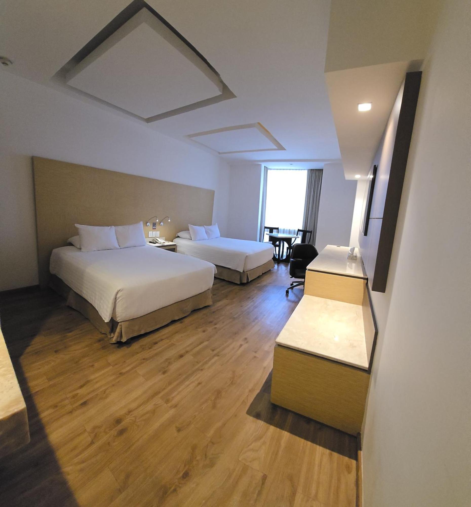Ramada By Wyndham Mexico City Santa Fe Eksteriør billede