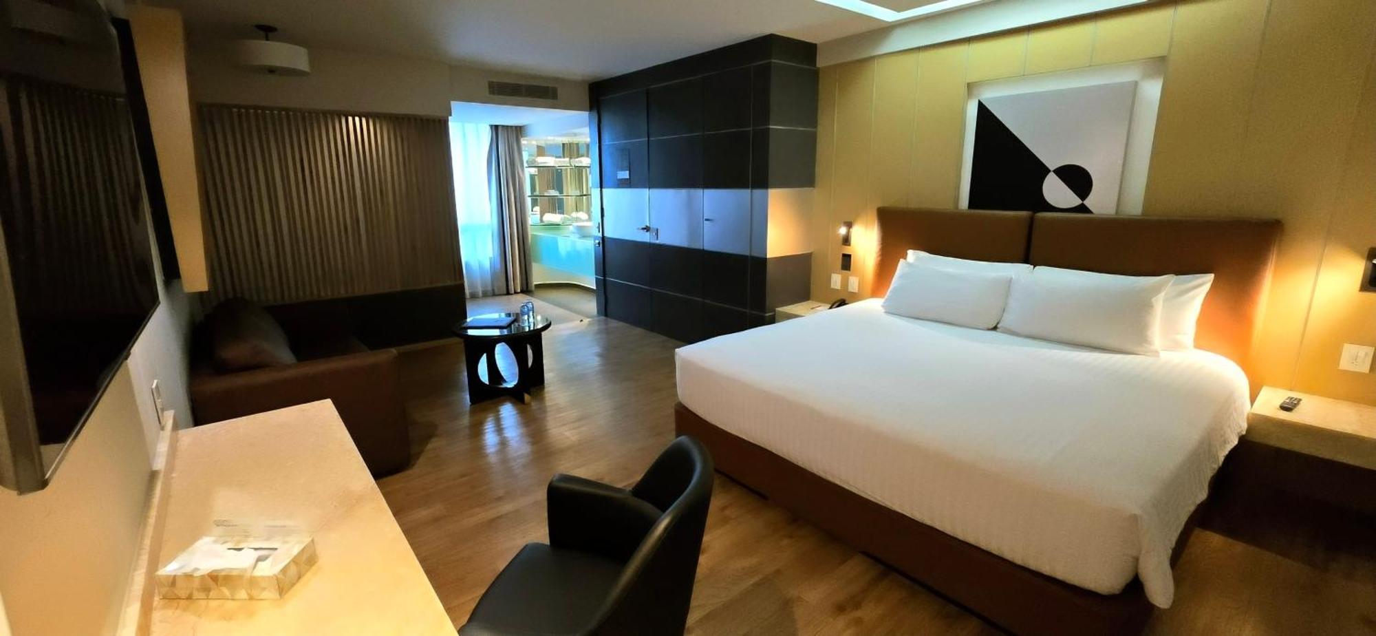 Ramada By Wyndham Mexico City Santa Fe Eksteriør billede