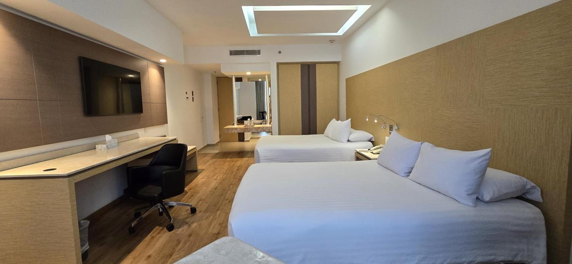 Ramada By Wyndham Mexico City Santa Fe Eksteriør billede