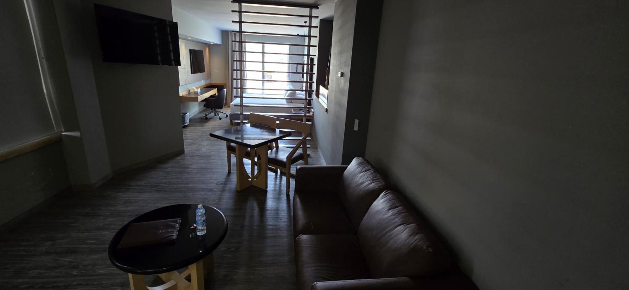 Ramada By Wyndham Mexico City Santa Fe Eksteriør billede